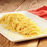 Spaghettoni con crema di bufala